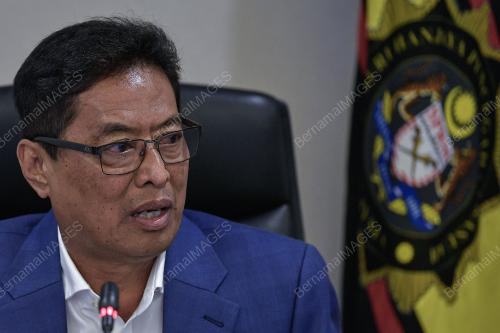 TAN SRI AZAM BAKI