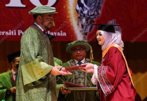 TENGKU AMIR SHAH