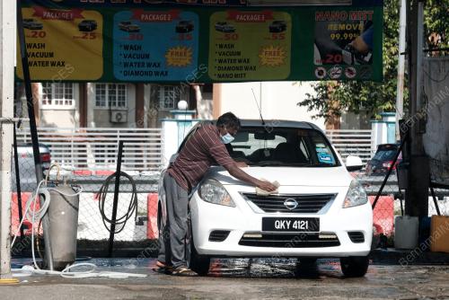 TINJAUAN PUSAT CUCIAN KERETA
