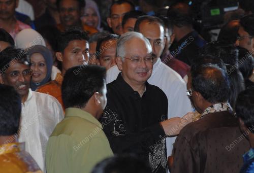 MOHD NAJIB TUN ABDUL RAZAK