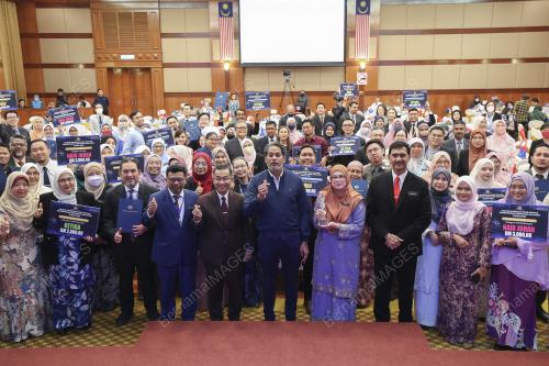 KHAIRY JAMALUDDIN