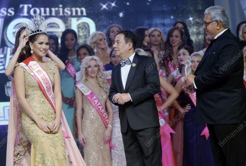 PTJ06_31122015_MISS_TOURISM