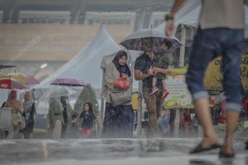 PUTRAJAYA HUJAN PETANG