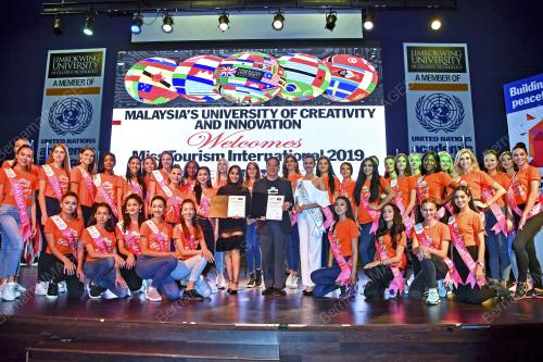 PTJ07_01112019_TOURISM_BN201910316082