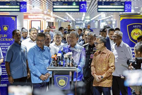 DATUK SERI FADILLAH YUSOF