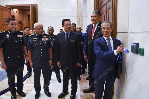 TAN SRI MUHYIDDIN YASSIN