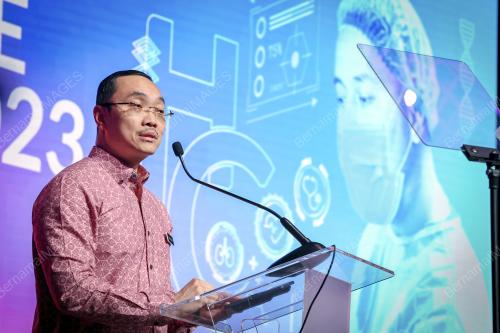 DATUK SERI NORAZMAN AYOB