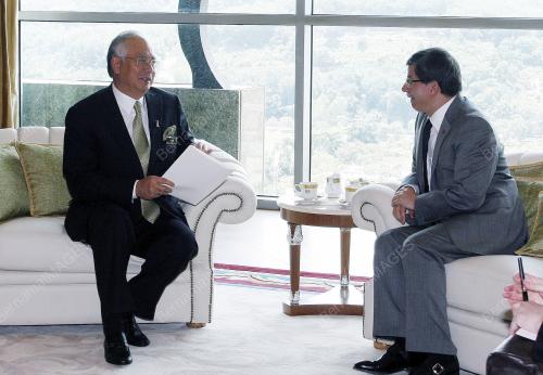 MOHD NAJIB TUN ABDUL RAZAK