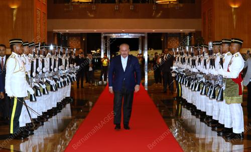 PROF DR MUSTAFA SENTOP