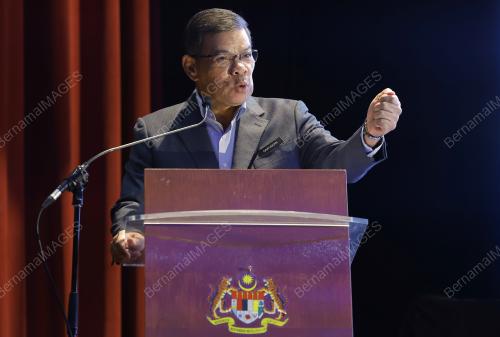 DATUK SERI SAIFUDDIN NASUTION ISMAIL
