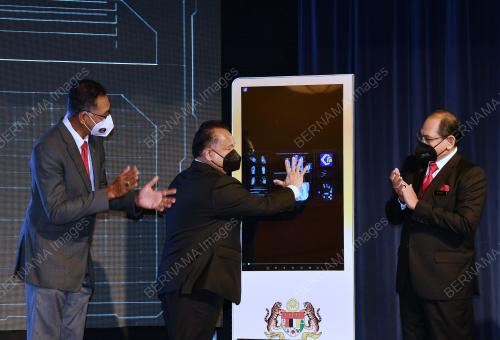 DATUK SERI ALEXANDER NANTA LINGGI