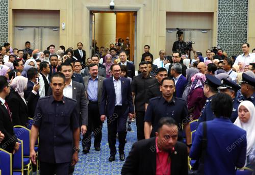 DATUK SERI ANWAR IBRAHIM