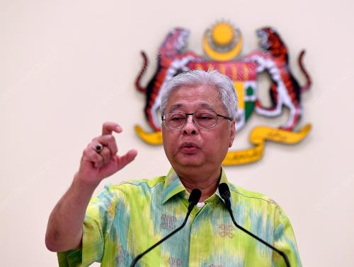 DATUK SERI ISMAIL SABRI YAAKOB