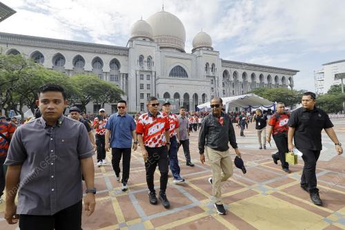 DATUK SERI SAIFUDDIN NASUTION ISMAIL