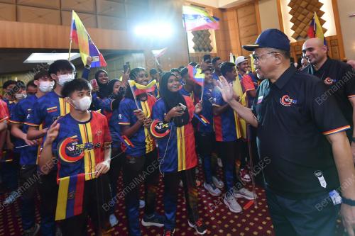 DATUK SERI DR SHAHIDAN KASSIM