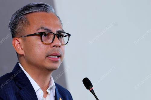 FAHMI FADZIL