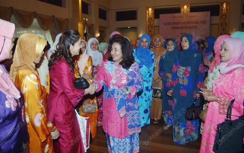ROSMAH MANSOR
