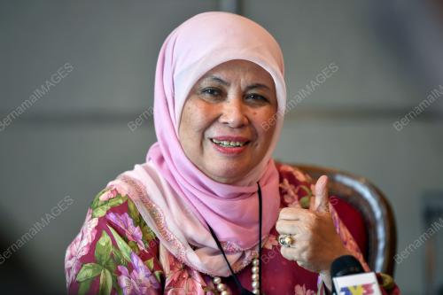 DATIN RADZIAH MOHD DAUD
