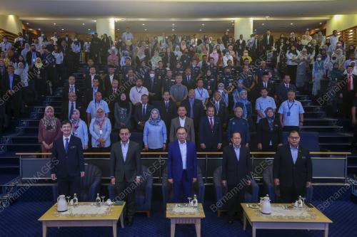 DATUK SERI ANWAR IBRAHIM