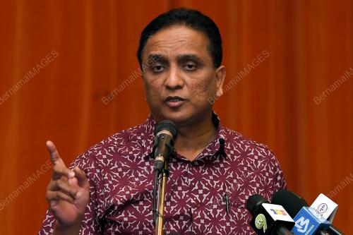 DATUK SERI REEZAL MERICAN NAINA MERICAN 