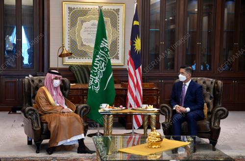DATUK SERI MOHAMED AZMIN ALI
