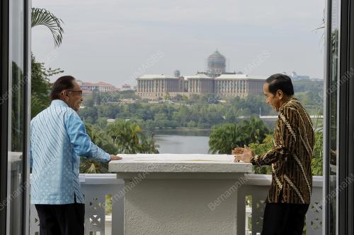 DATUK SERI ANWAR IBRAHIM