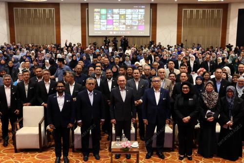 DATUK SERI ANWAR IBRAHIM