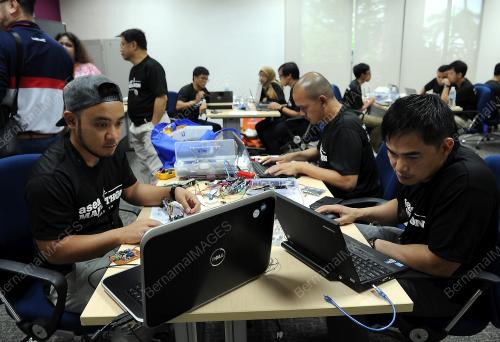 PTJ07_09092017_ASEAN_MAKERTHON