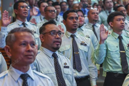 HARI PEMBANTU PERUBATAN KE-13