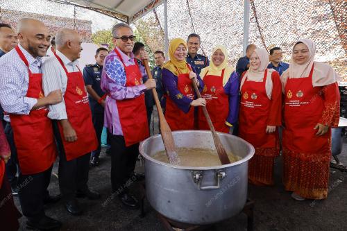 TAN SRI SHAMSUL AZRI ABU BAKAR