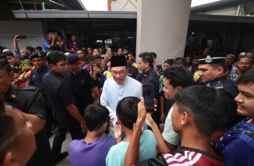 DATUK SERI ANWAR IBRAHIM