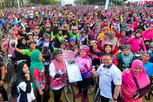 PTJ07_11032017_WANITA