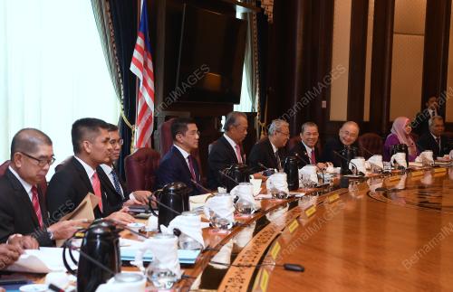 TAN SRI MUHYIDDIN YASSIN