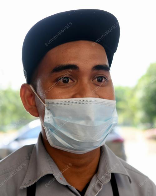 KHAIRUL AZMAN A. KARINN