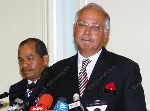 MOHD NAJIB TUN ABDUL RAZAK