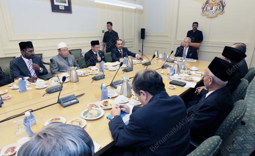 DATUK SERI MOHD NAJIB TUN ABDUL RAZAK