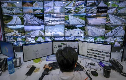 LLM PANTAU KENDERAAN RENTAS NEGERI