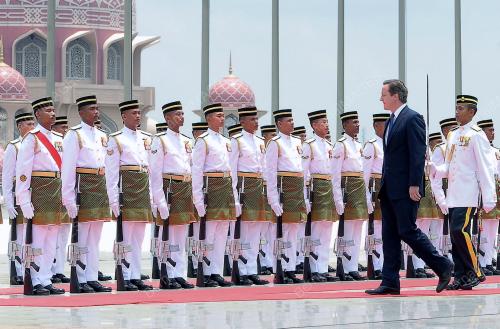 PTJ07_12042012_MSIA_UK