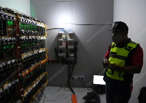 OPERASI BERSEPADU - "BITCOIN