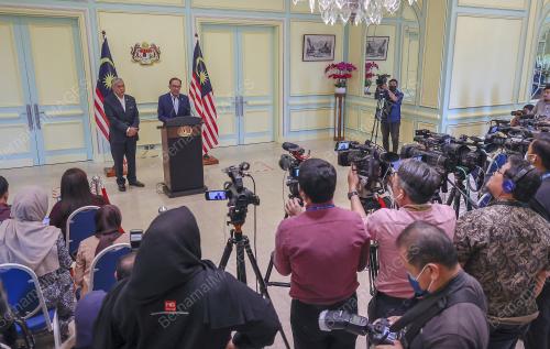 DATUK SERI ANWAR IBRAHIM