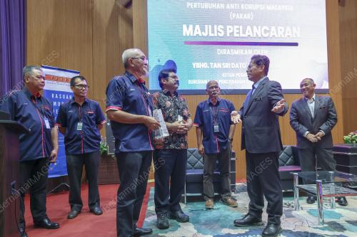 TAN SRI AZAM BAKI