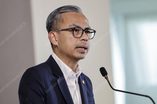 FAHMI FADZIL