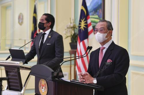 TAN SRI MUHYIDDIN YASSIN