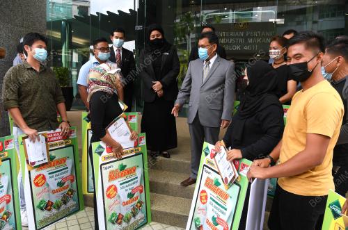 DATUK CHE ABDULLAH MAT NAWI