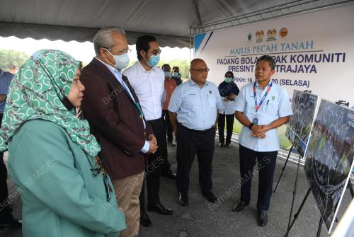 TAN SRI ANNUAR MUSA