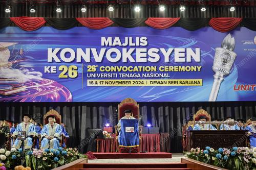 TUN AHMAD FUZI ABDUL RAZAK