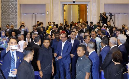 DATUK SERI ANWAR IBRAHIM