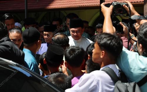 DATUK SERI ANWAR IBRAHIM
