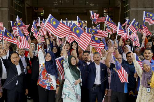 DATUK SERI DR ZALIHA MUSTAFA