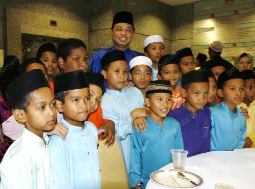 ISMAIL SABRI YAACOB